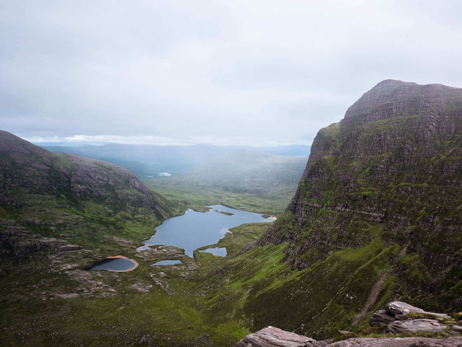 Sgurr an Fhidleir and Lochan Tuath